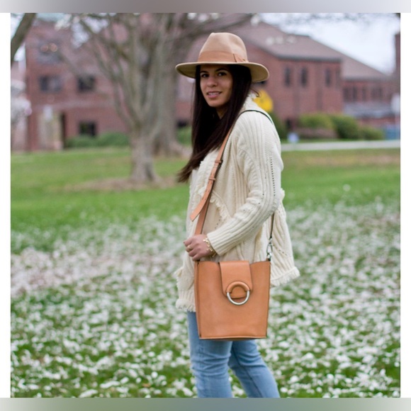 Banana Republic Italian Vachetta 100% Leather Bucket Bag Natural Tan Silver Ring - Picture 7 of 11